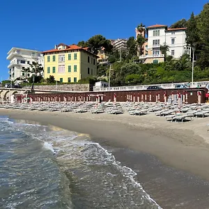 Appartement Vicino Al Mare In Centro Sulla Nuova Pista Ciclabile, Imperia