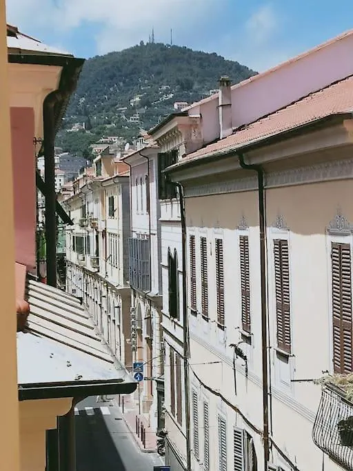 Apartment Appartamento Oneglia Centro Imperia Italy